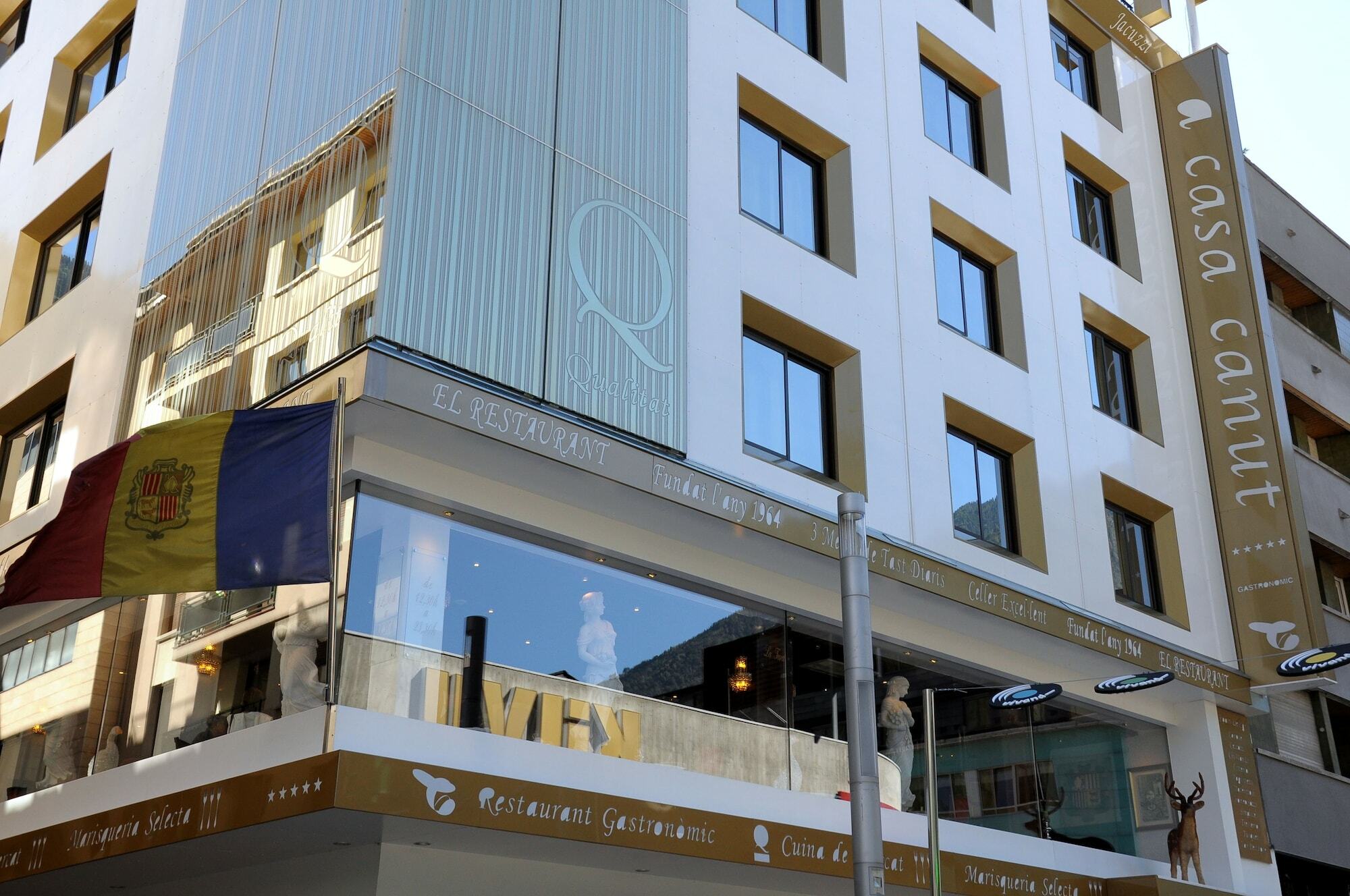 A Casa Canut Hotel Gastronomic Les Escaldes Екстериор снимка Casa Canale